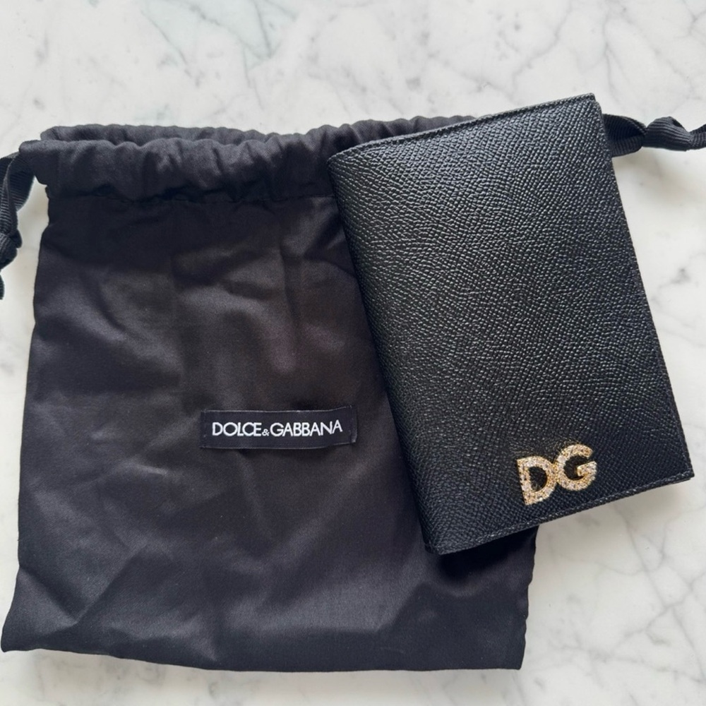 Authentic Dolce & Gabbana Black Passport Holder and Cards with DG in Gold - Picture 5 of 13